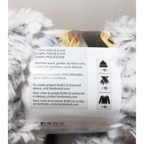 Fluffy soft yarn, Lion Brand "Go For Faux" 3 skeins - Picture 6 of 6